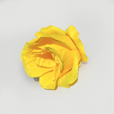 ГК 093-1 ж Бутон розы раскрытый 8х8 см